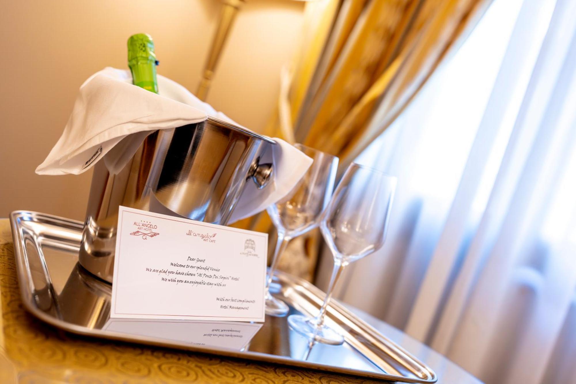 Hotel Al Ponte Dei Sospiri Venice Ngoại thất bức ảnh