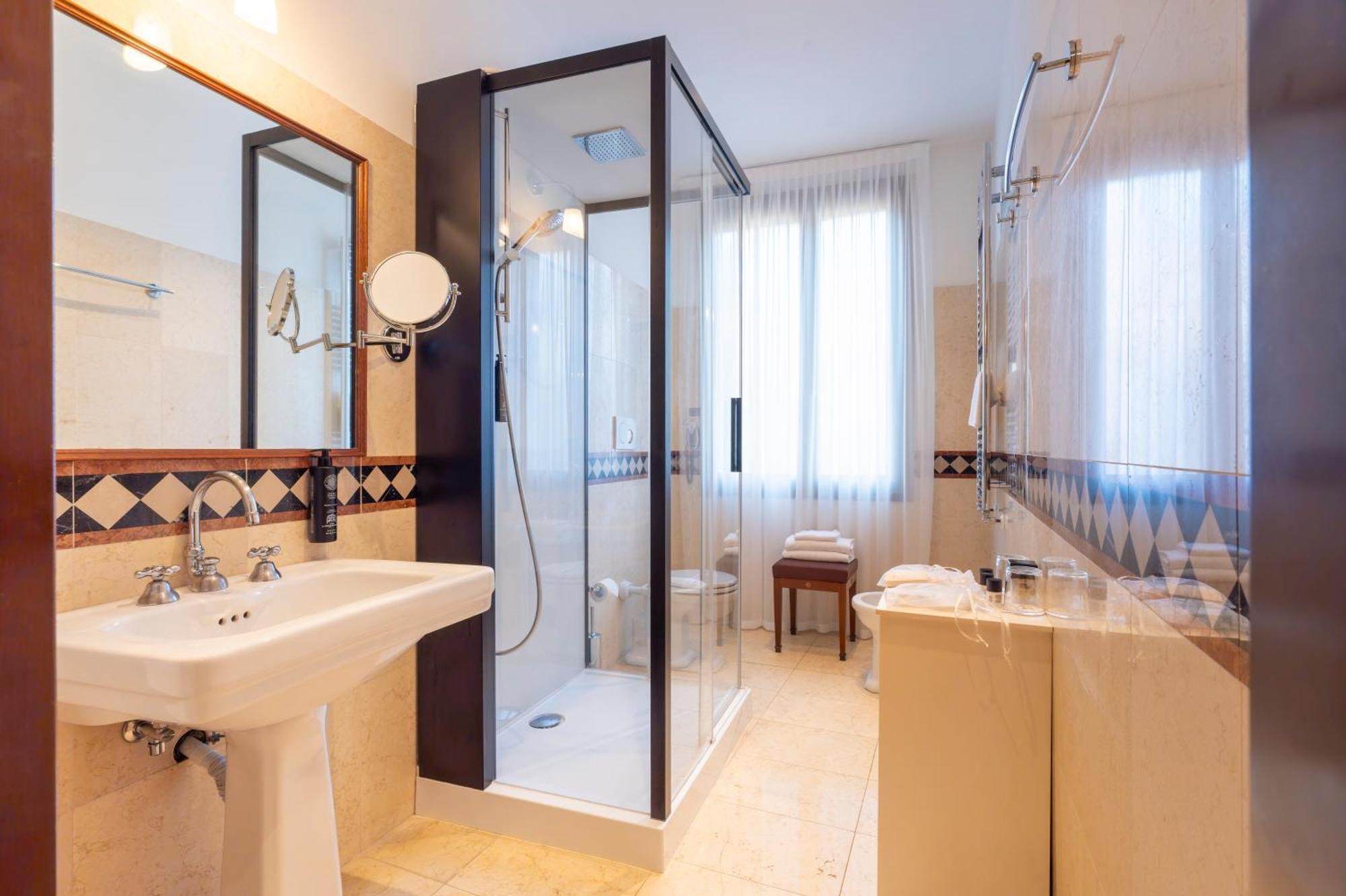 Hotel Al Ponte Dei Sospiri Venice Ngoại thất bức ảnh
