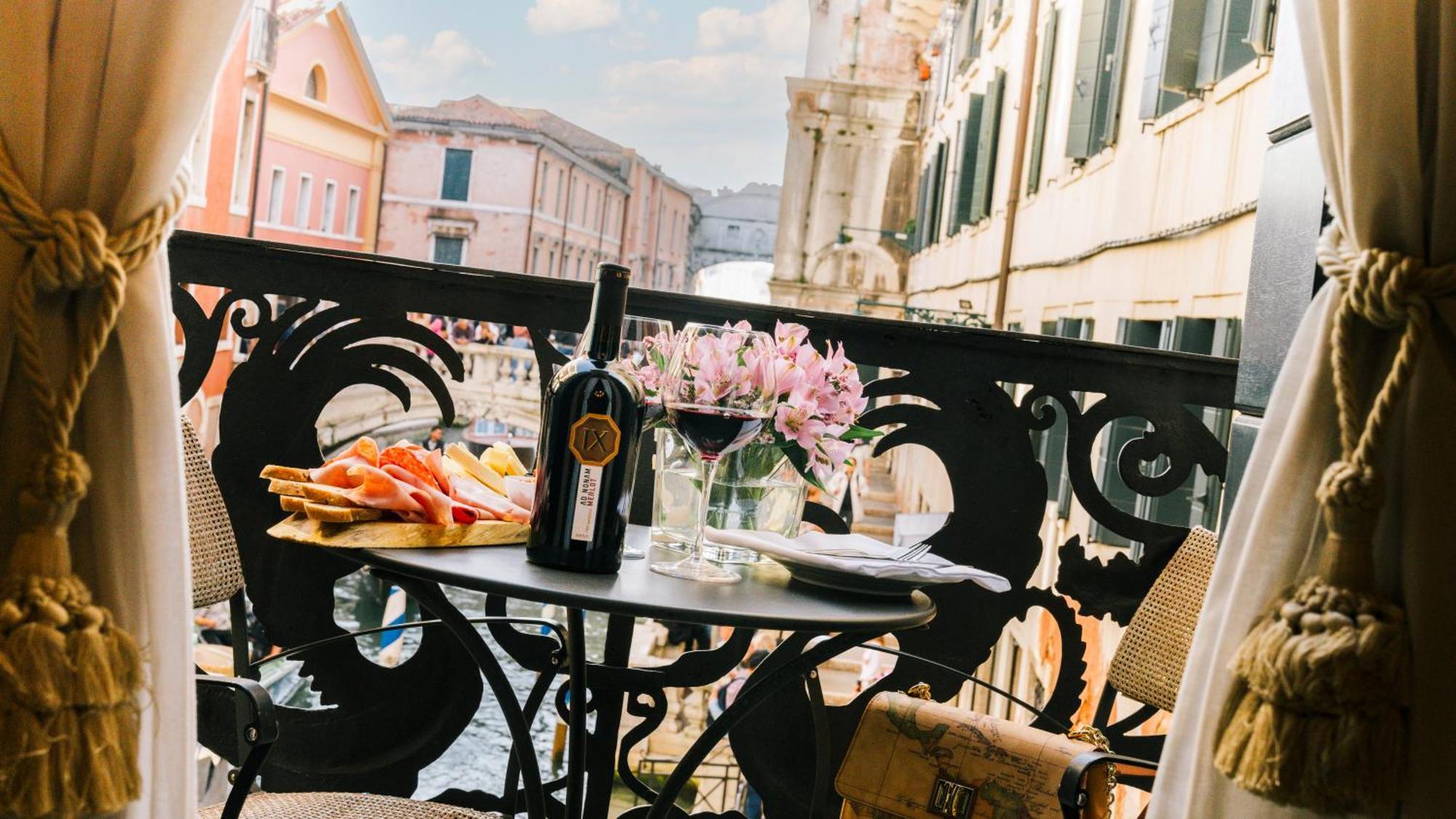 Hotel Al Ponte Dei Sospiri Venice Ngoại thất bức ảnh