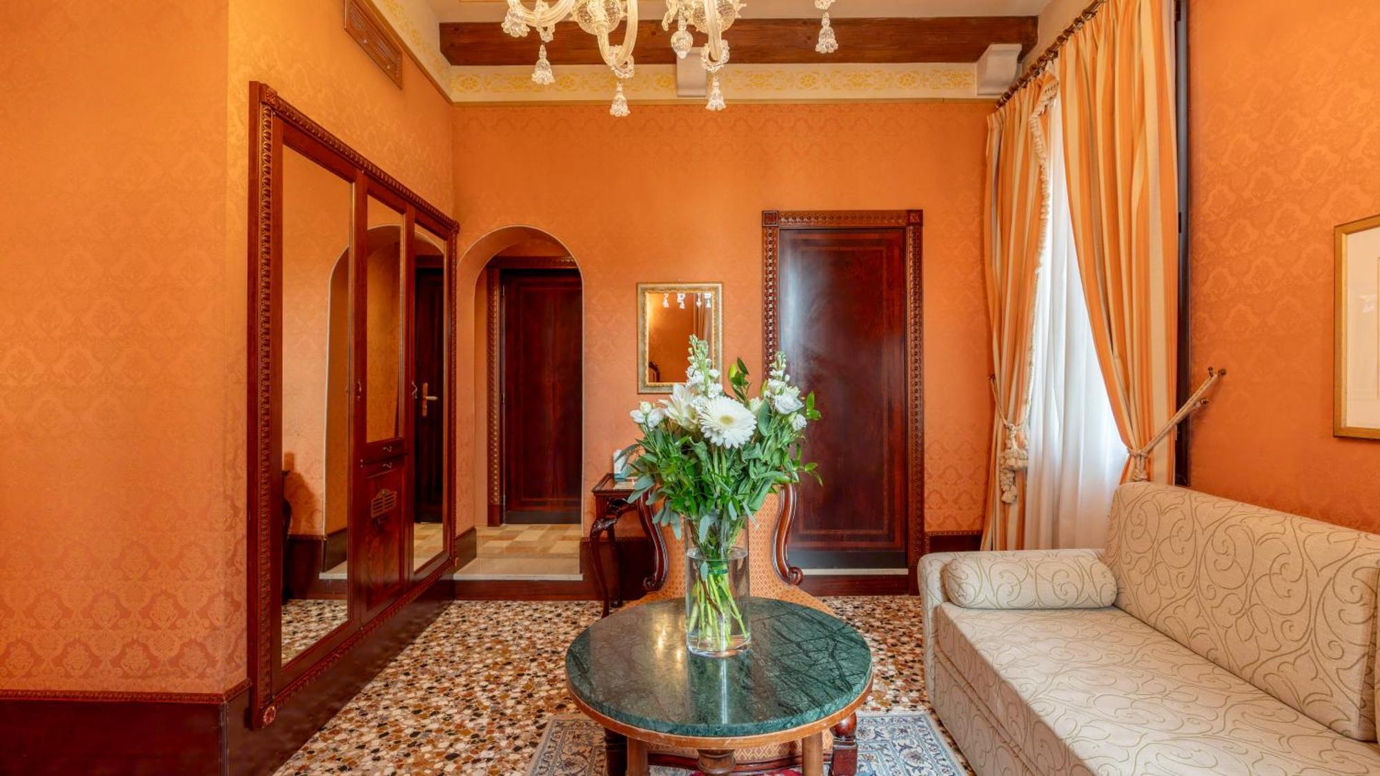 Hotel Al Ponte Dei Sospiri Venice Ngoại thất bức ảnh