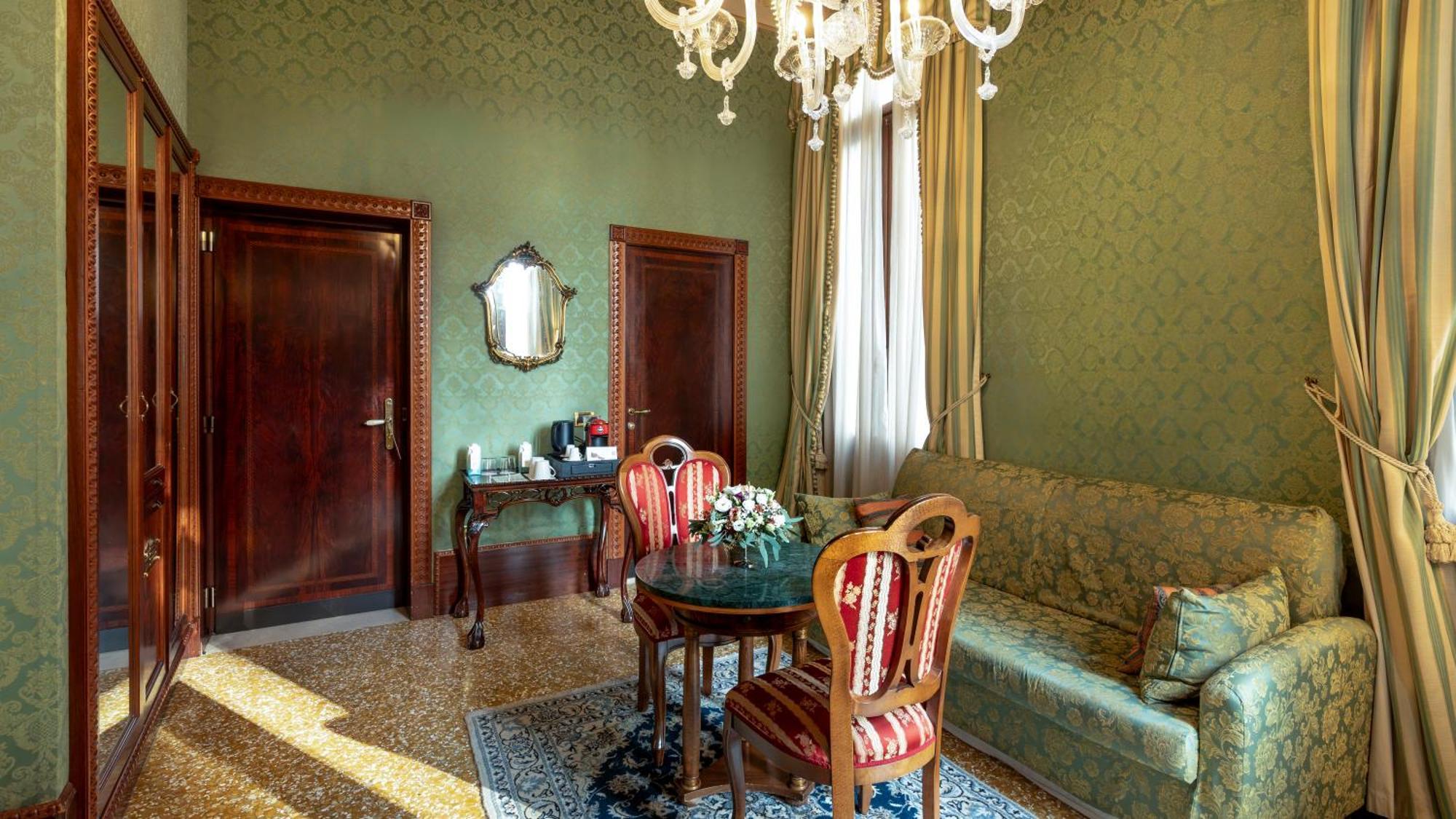 Hotel Al Ponte Dei Sospiri Venice Ngoại thất bức ảnh
